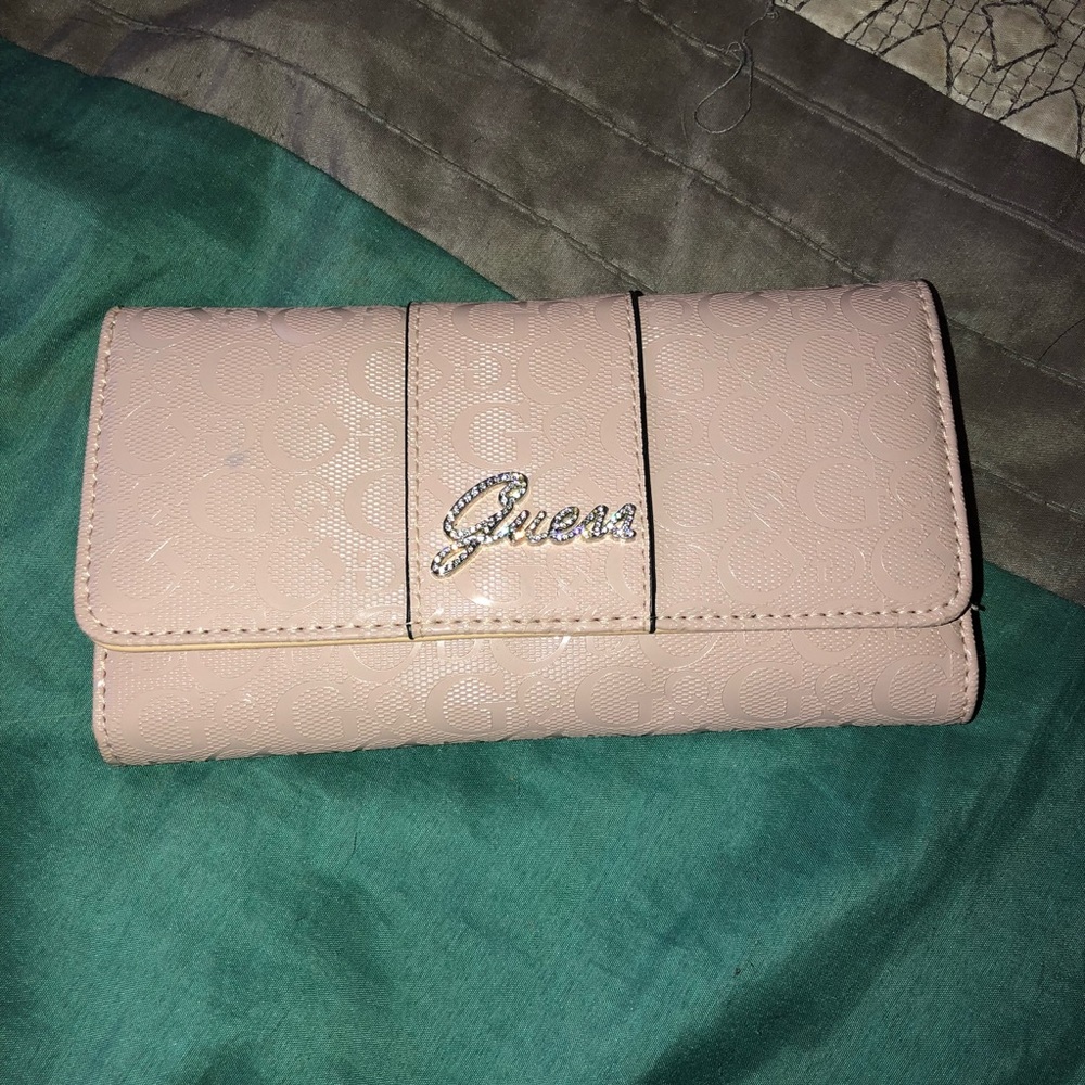 Guess wallet